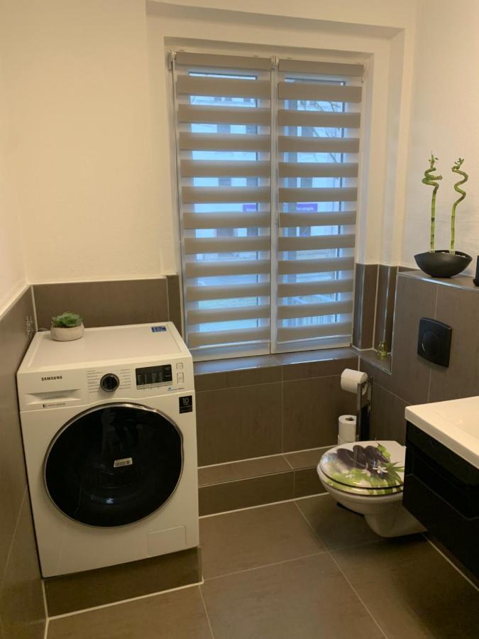 40 Qm Appartment Parkplatz, Balkon,Netflix, Prime Chemnitz Ngoại thất bức ảnh