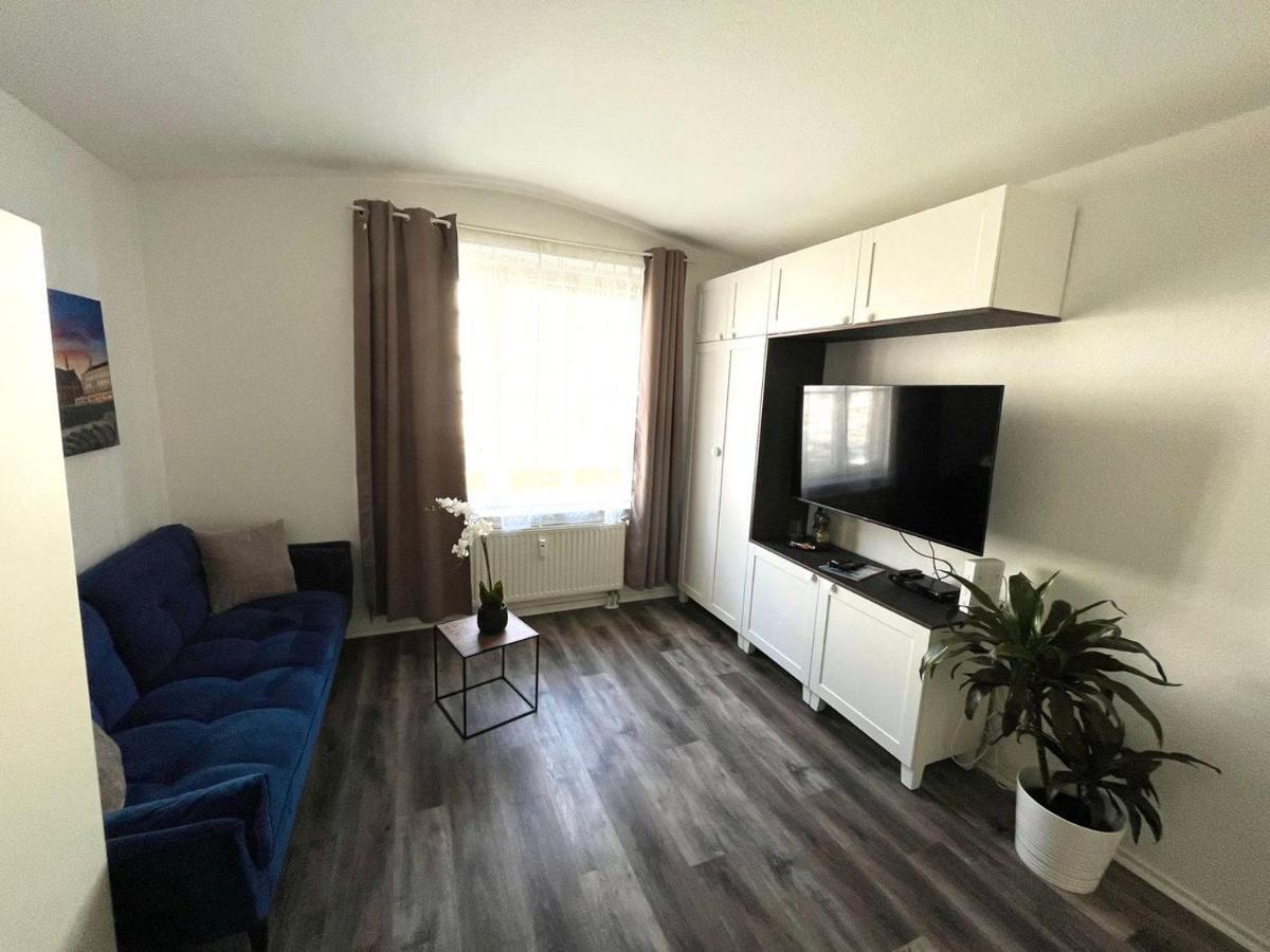 40 Qm Appartment Parkplatz, Balkon,Netflix, Prime Chemnitz Ngoại thất bức ảnh